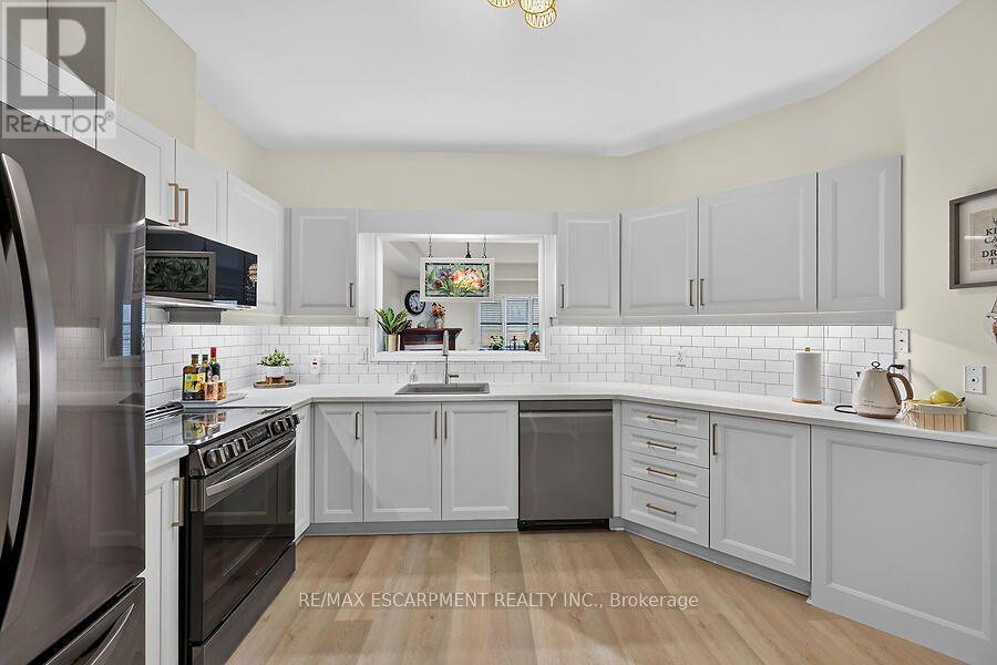 43- 34 SOUTHBROOK Drive, Hamilton, ON photo 13