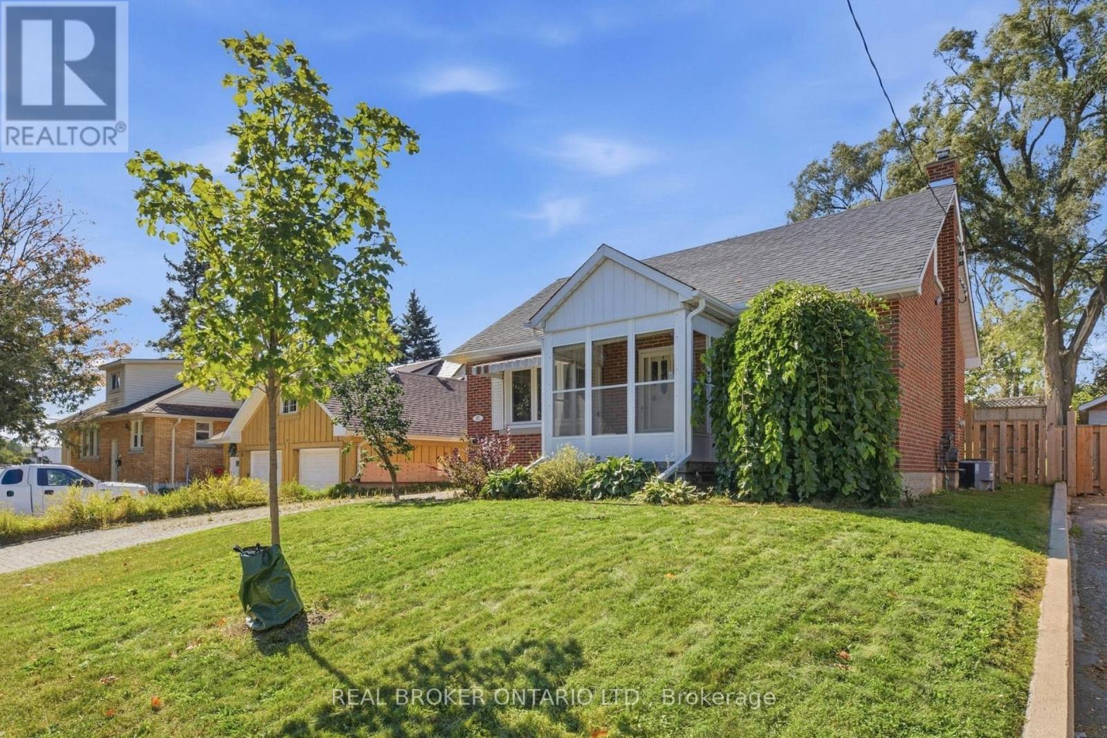 363 LAWRENCE AVENUE, Kitchener — photo 4