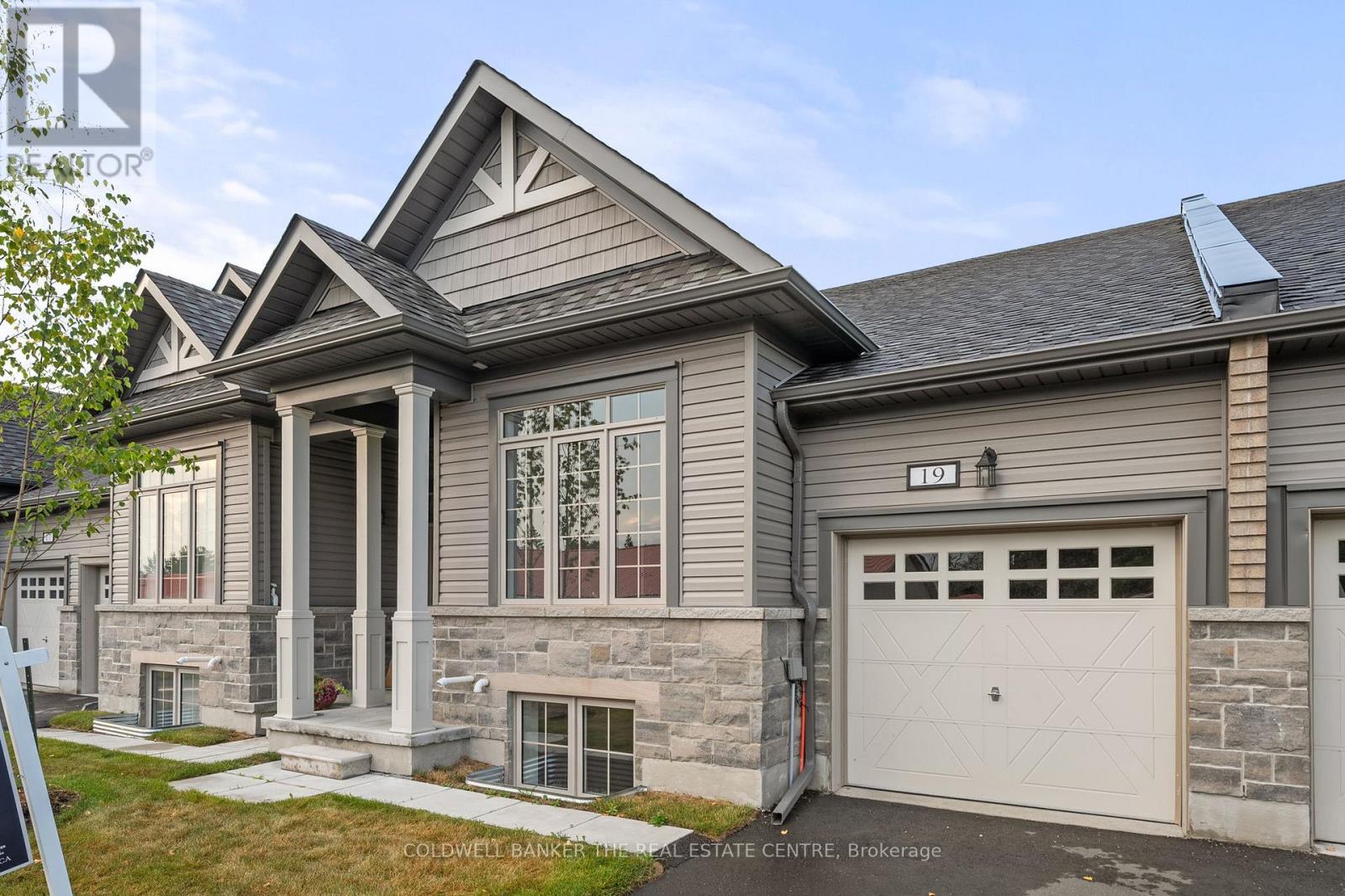 19- 17 Lakewood Crescent, Kawartha Lakes, ON photo 2