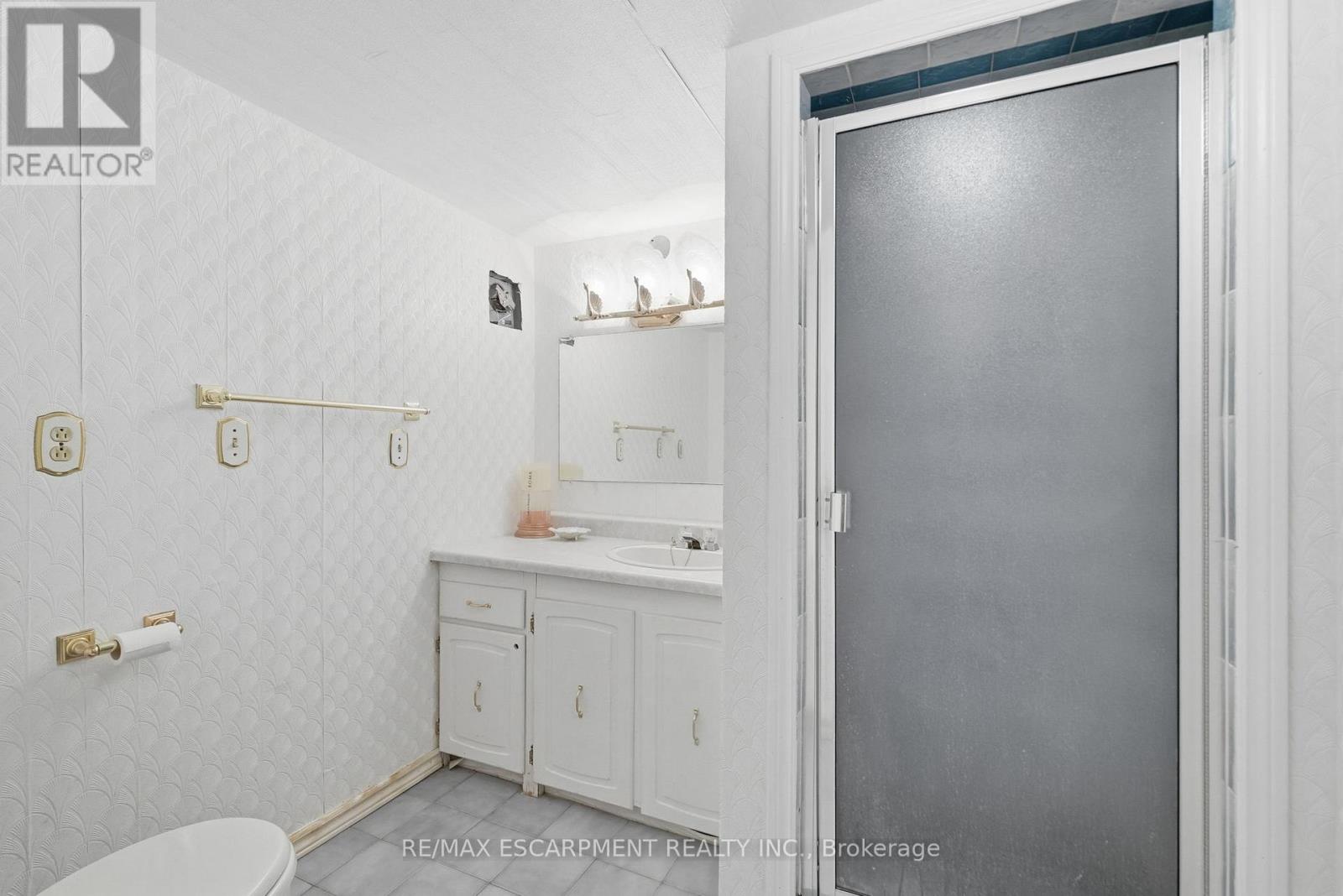 904 Montgomery Drive, Hamilton, ON photo 35