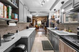 849 Valour Road, Winnipeg, MB R3G3B5 Photo 11