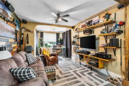Recreation room - 849 Valour Road, Winnipeg, MB R3G3B5 Photo 6