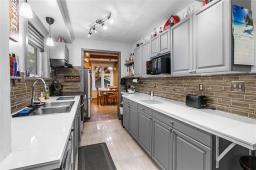 849 Valour Road, Winnipeg, MB R3G3B5 Photo 10