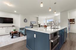 114 Wyndham Estate Drive, Steinbach, MB R5G2K6 Photo 11