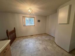 25 Paradise Drive, Ste Anne, MB R5H1H3 Photo 11