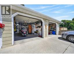 8008 36 Avenue NW - photo 39