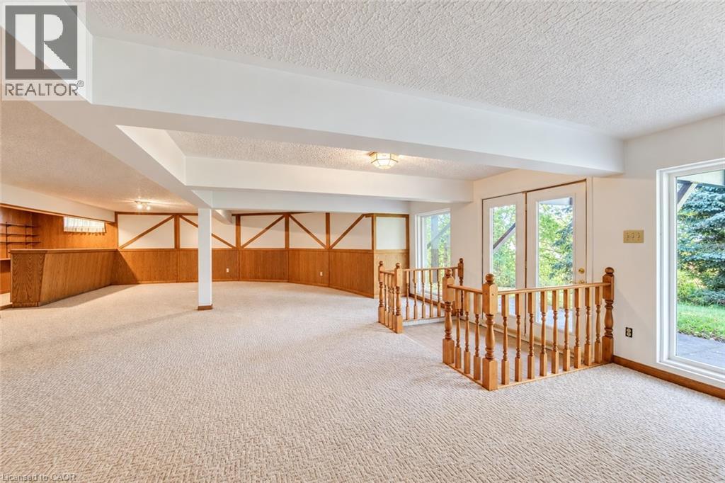 44 Greensview Drive — photo 31