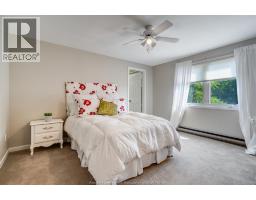 Living room - 383 South Talbot Road, Kingsville, ON N8M2X5 Photo 19