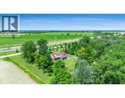 383 South Talbot Road, Kingsville, ON N8M2X5 Photo 47
