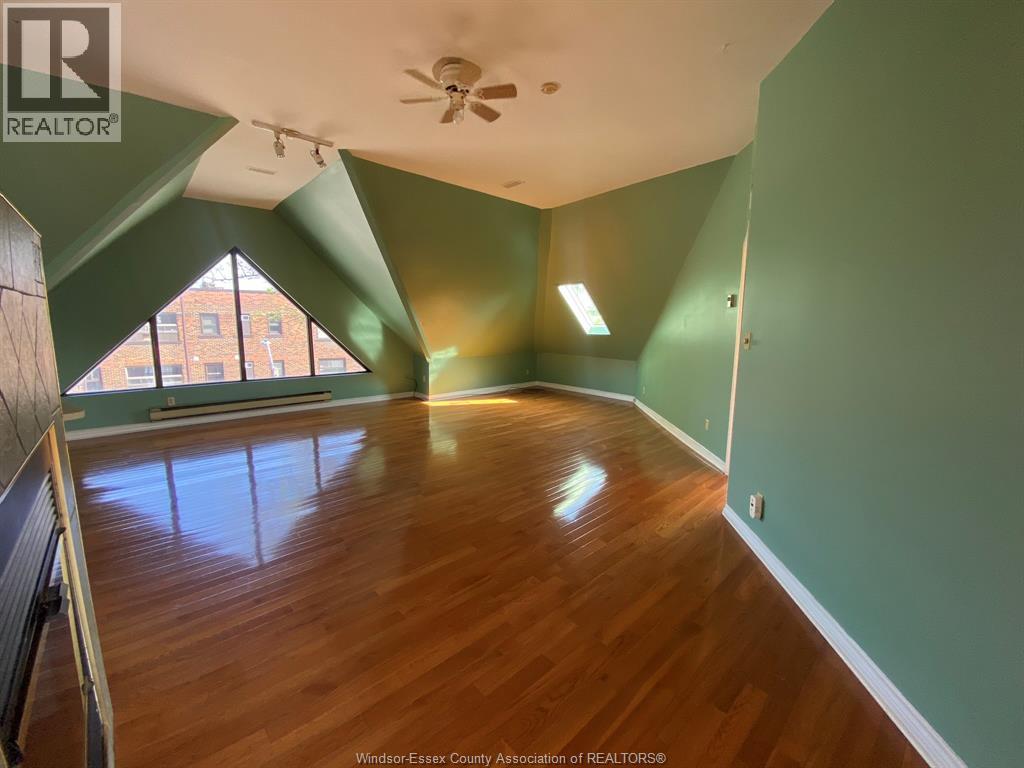 165 Janette — photo 8