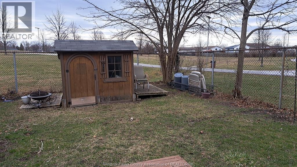 3098 Erindale Crescent — photo 15