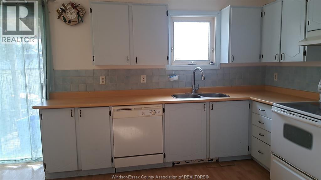 3098 ERINDALE CRESCENT, Windsor — photo 4