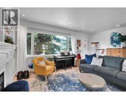 413 3 Street - photo 4