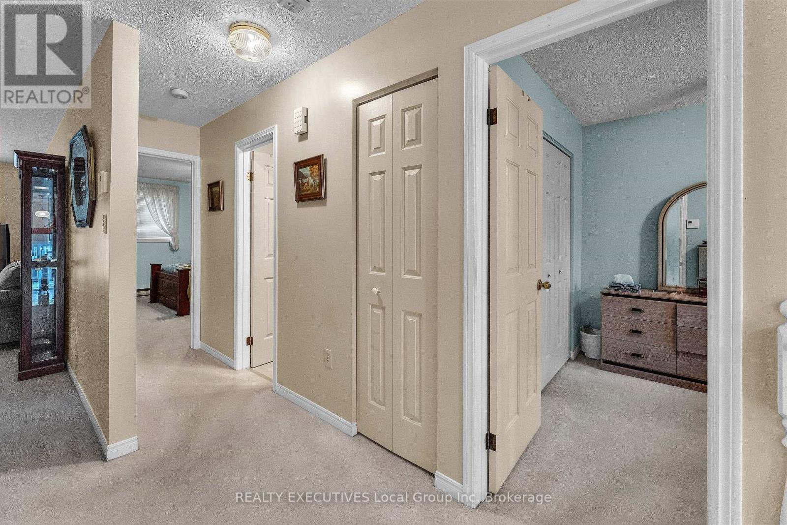 624 Lakeshore Drive — photo 23