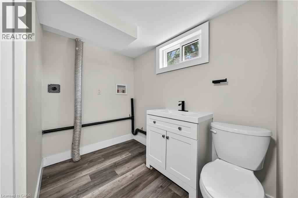 970 Parkdale Avenue — photo 32