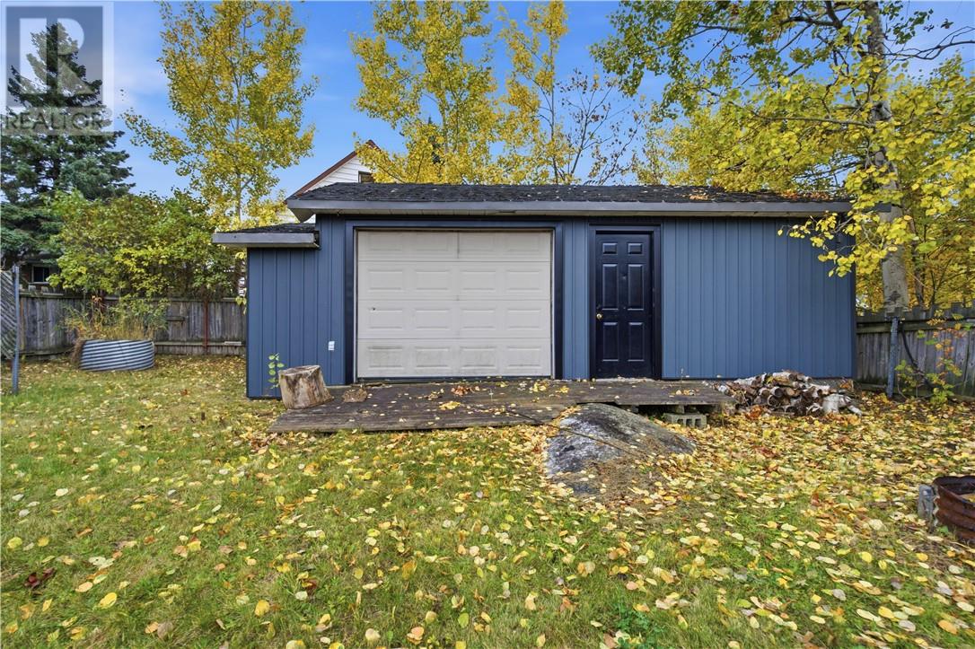 853 Howey — photo 35
