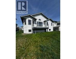 228 Woodside Crescent NW - photo 2