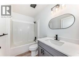228 Woodside Crescent NW - photo 36