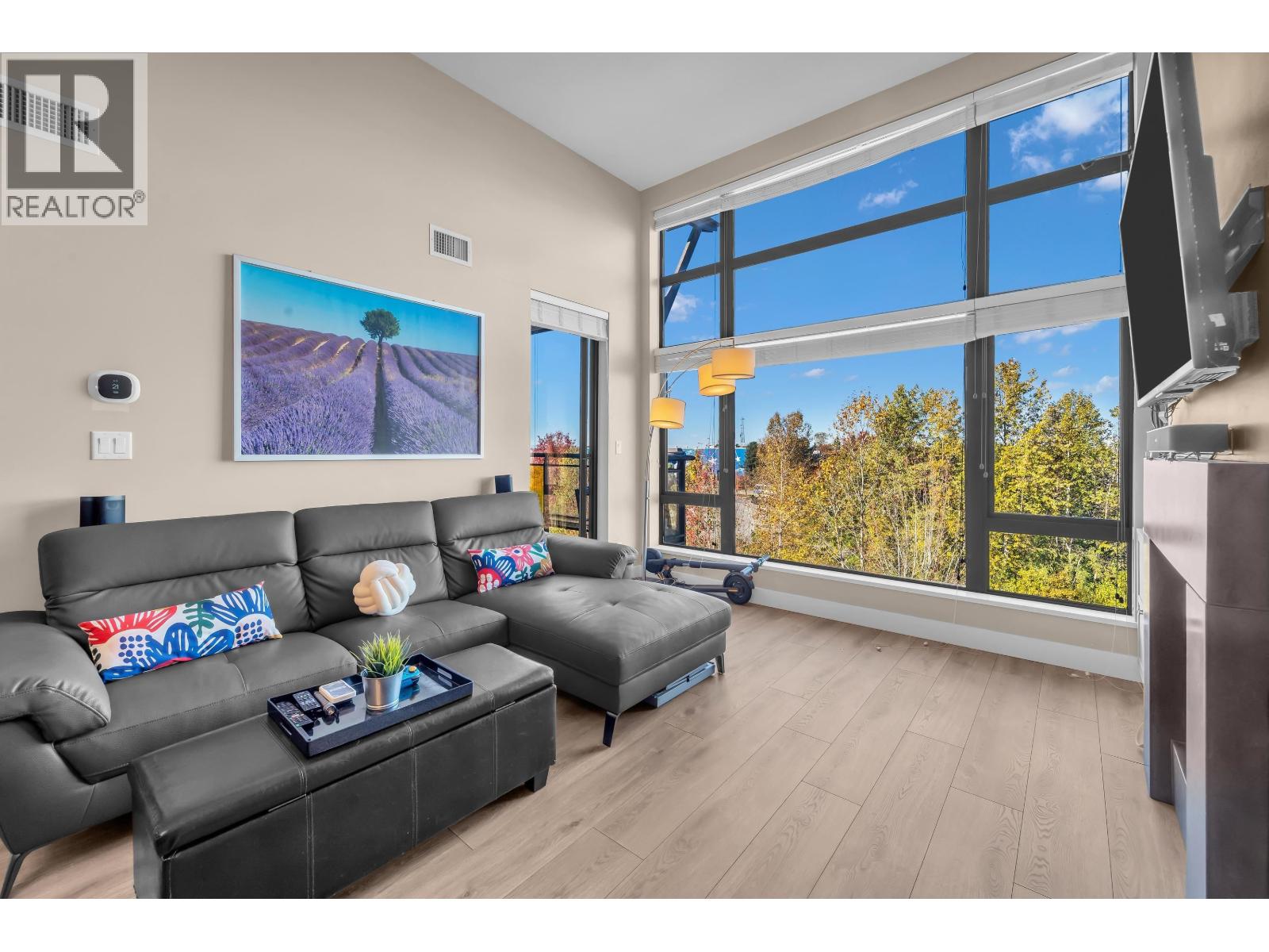 Property for sale at 404 14100 RIVERPORT WAY