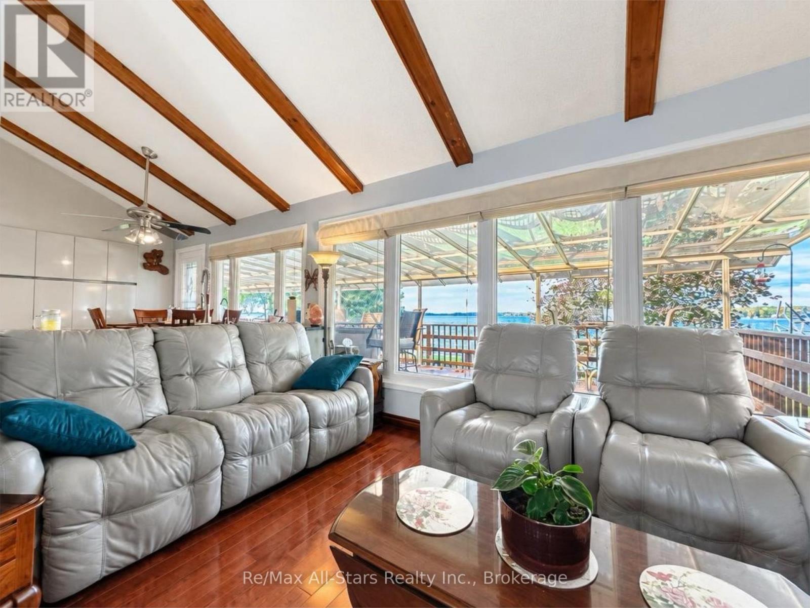 2698 WESTVIEW ROAD - 11