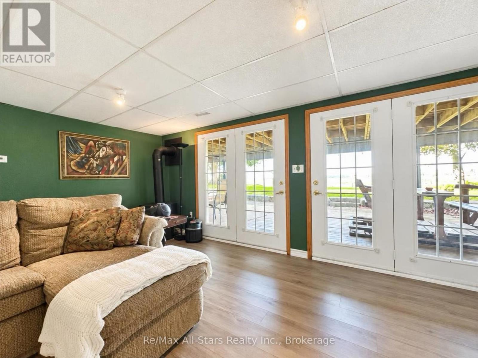 2698 WESTVIEW ROAD - 25