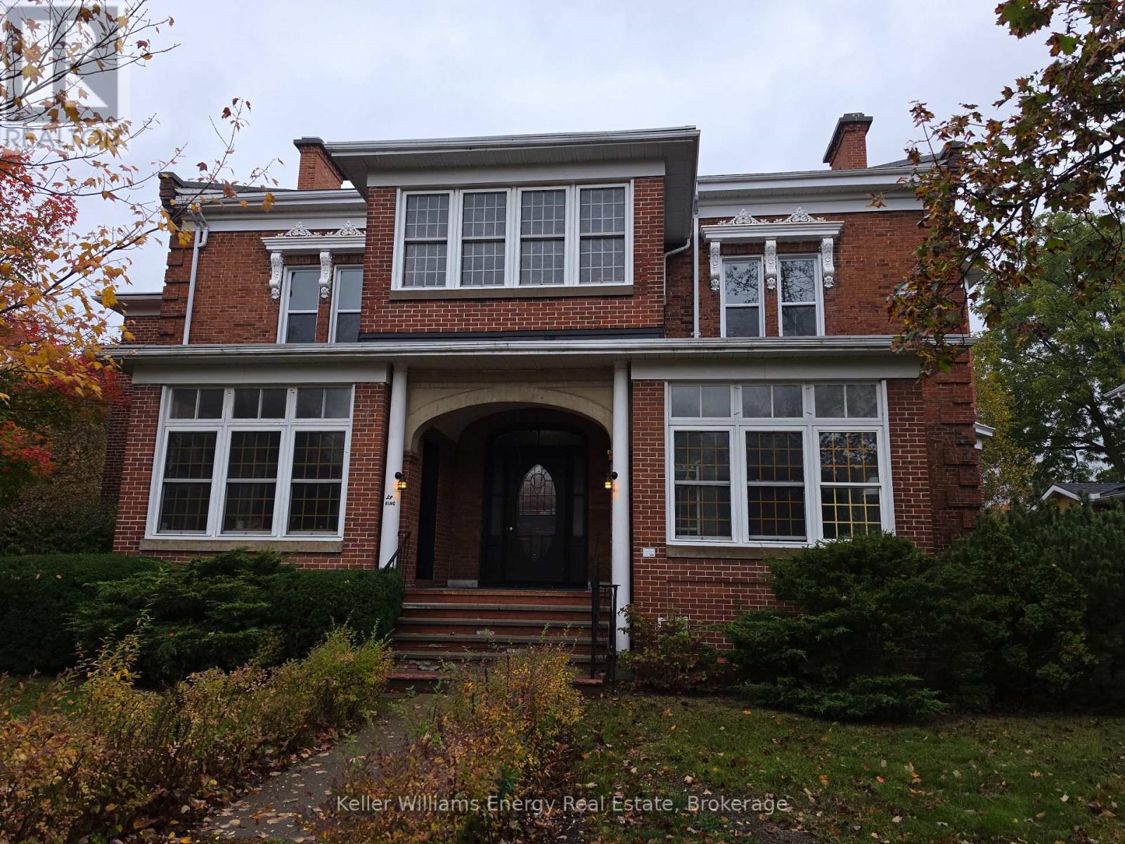 35 King Street