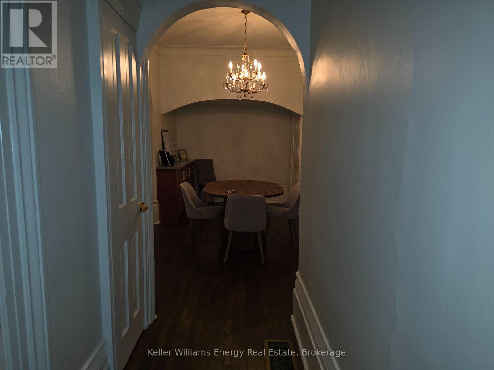 35 King Street — photo 13