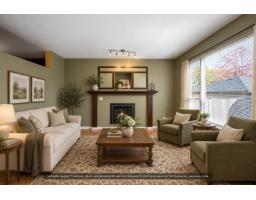 8692 207 Street, Langley, BC V1M3X4 Photo 11