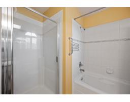 8692 207 Street, Langley, BC V1M3X4 Photo 24