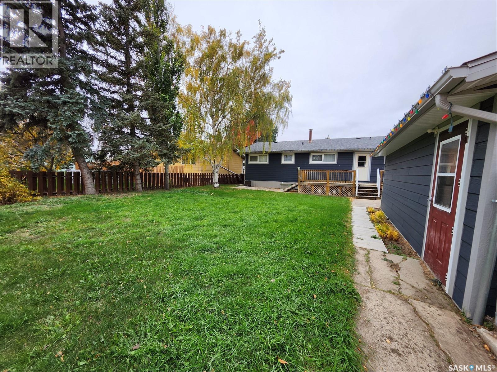 412 2nd STREET N - 25