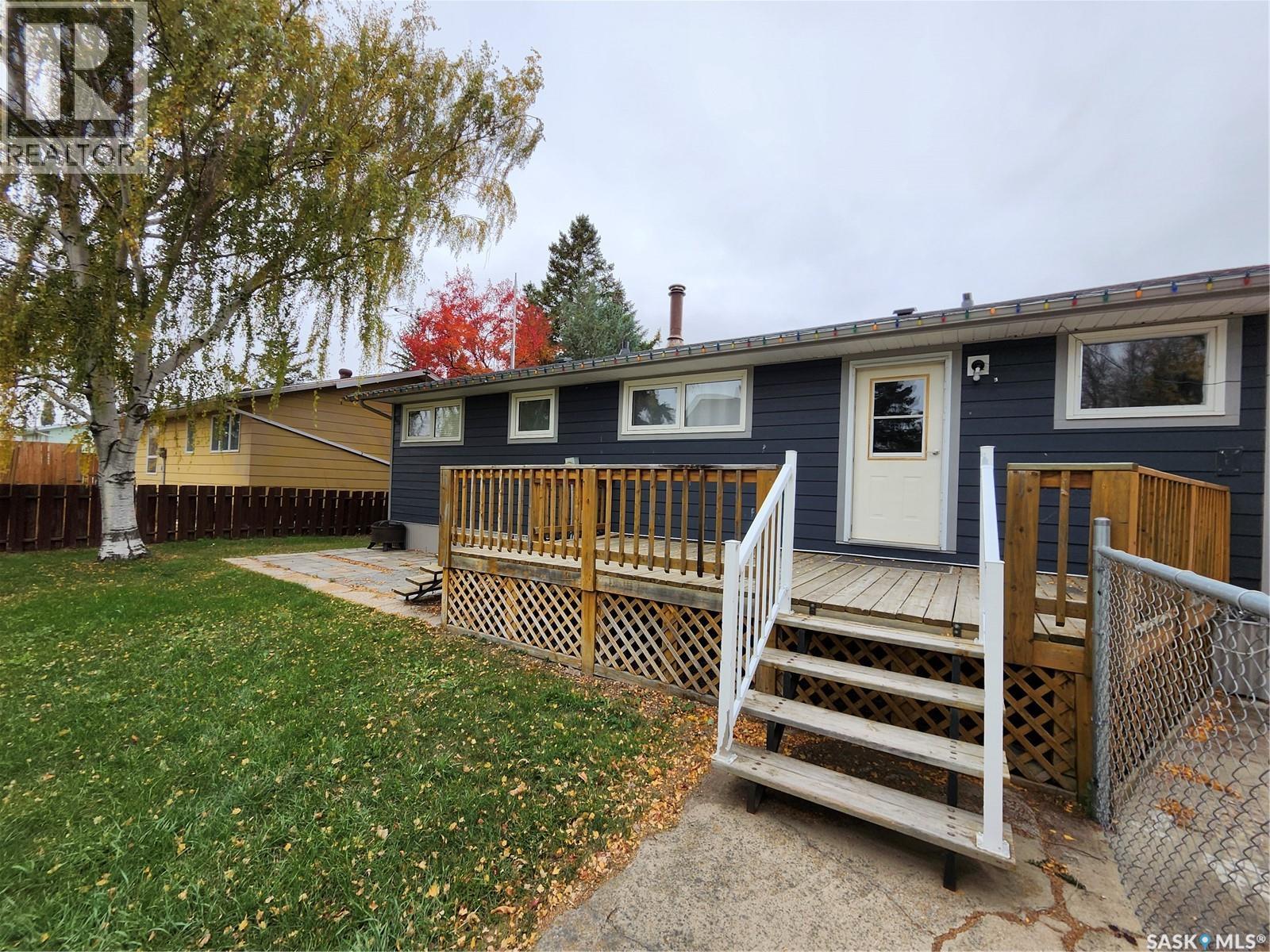 412 2nd STREET N - 3