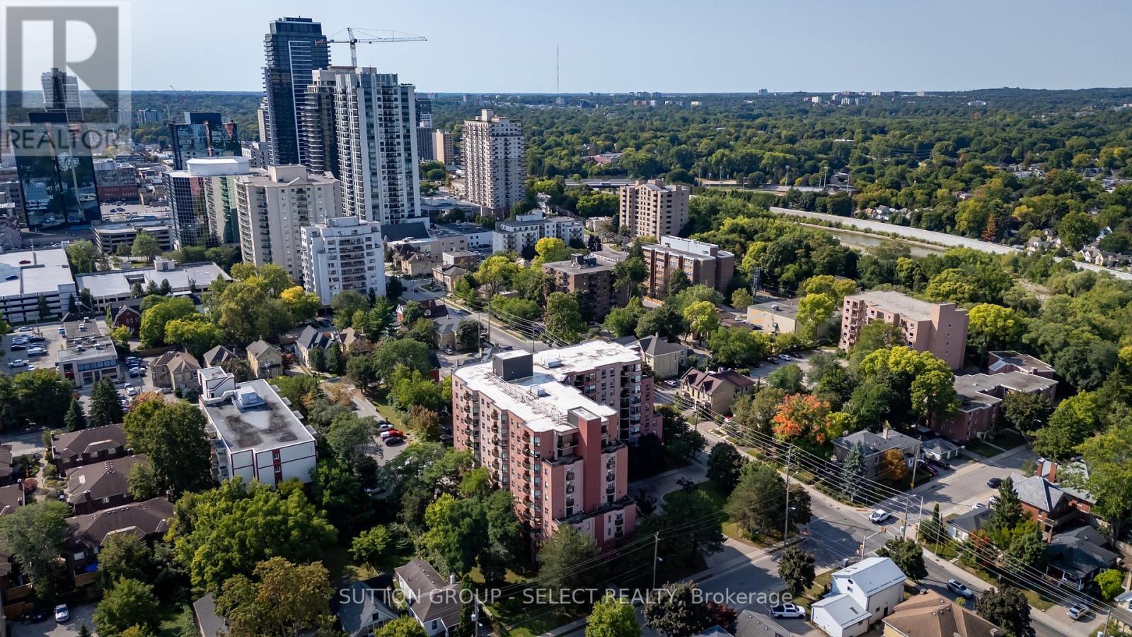 600 Talbot Street — photo 2