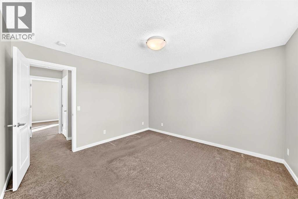 176 Willow Park, Cochrane