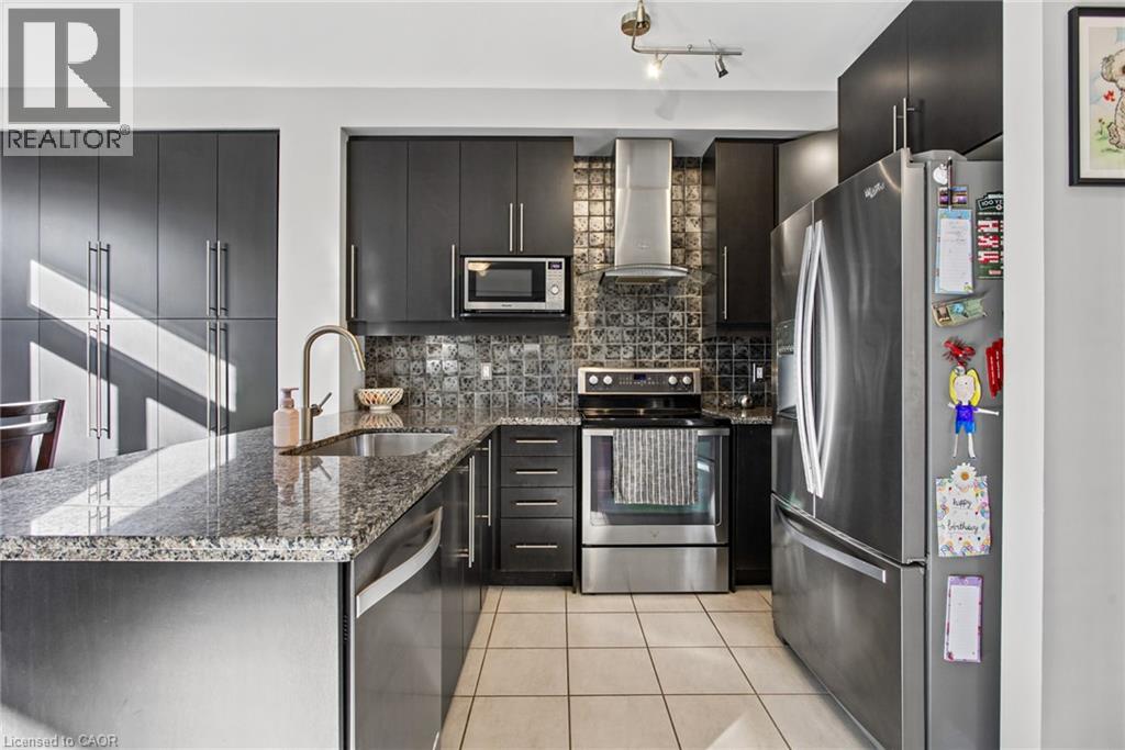 7 Lampman Drive — photo 13