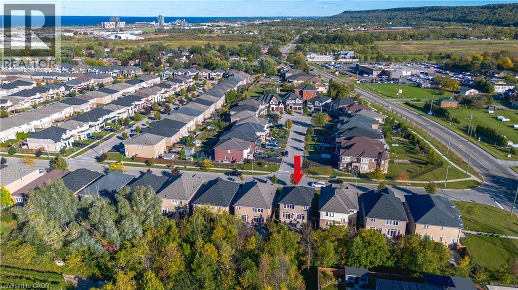 7 Lampman Drive — photo 35