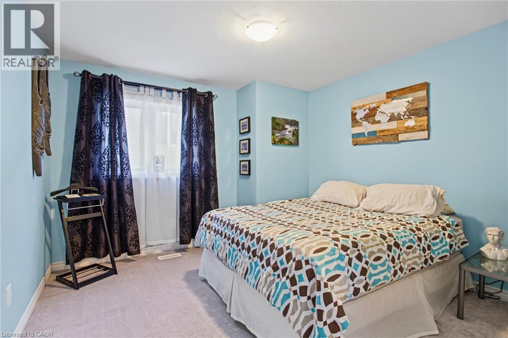 7 Lampman Drive — photo 18
