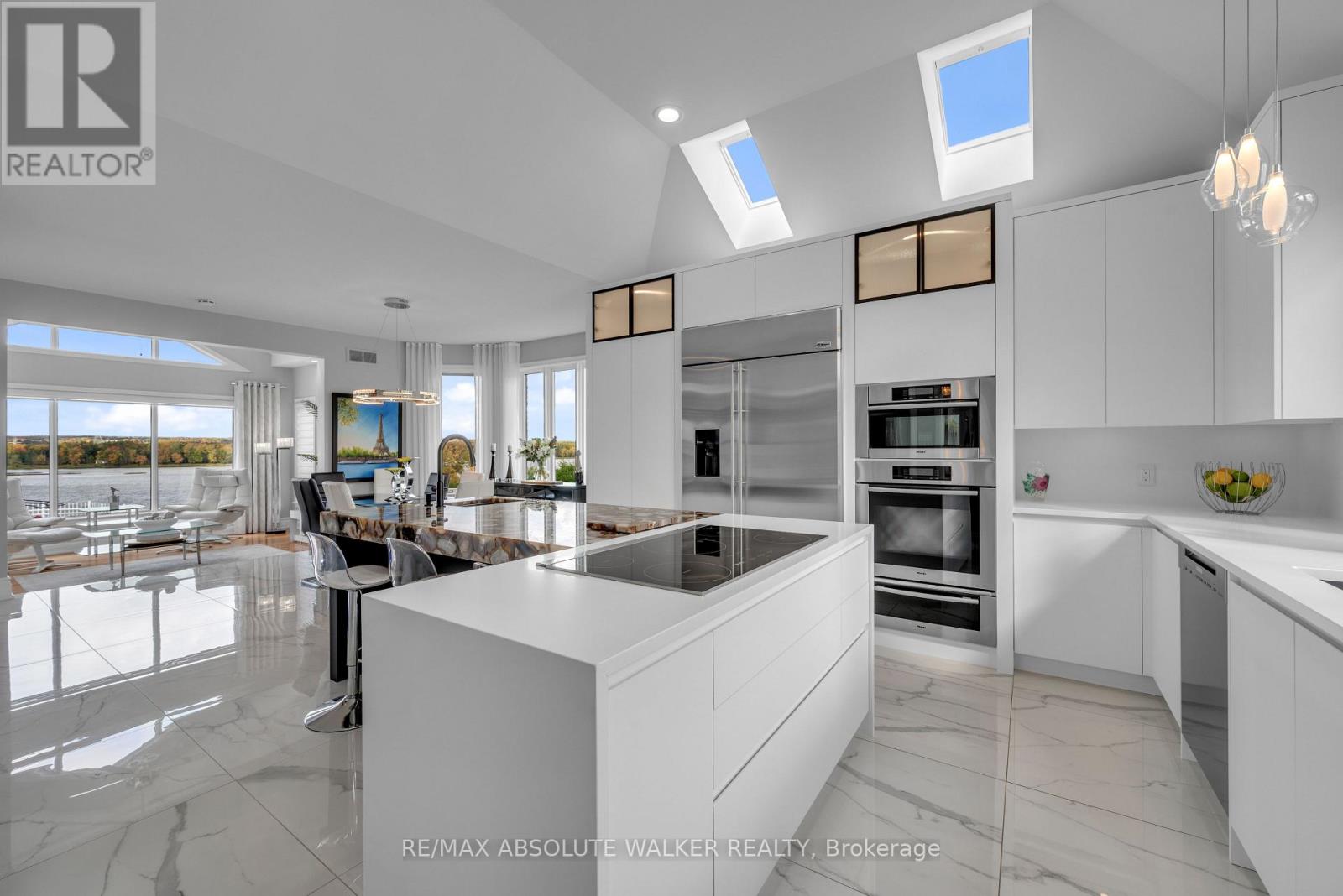 962 Cameron Street — photo 15