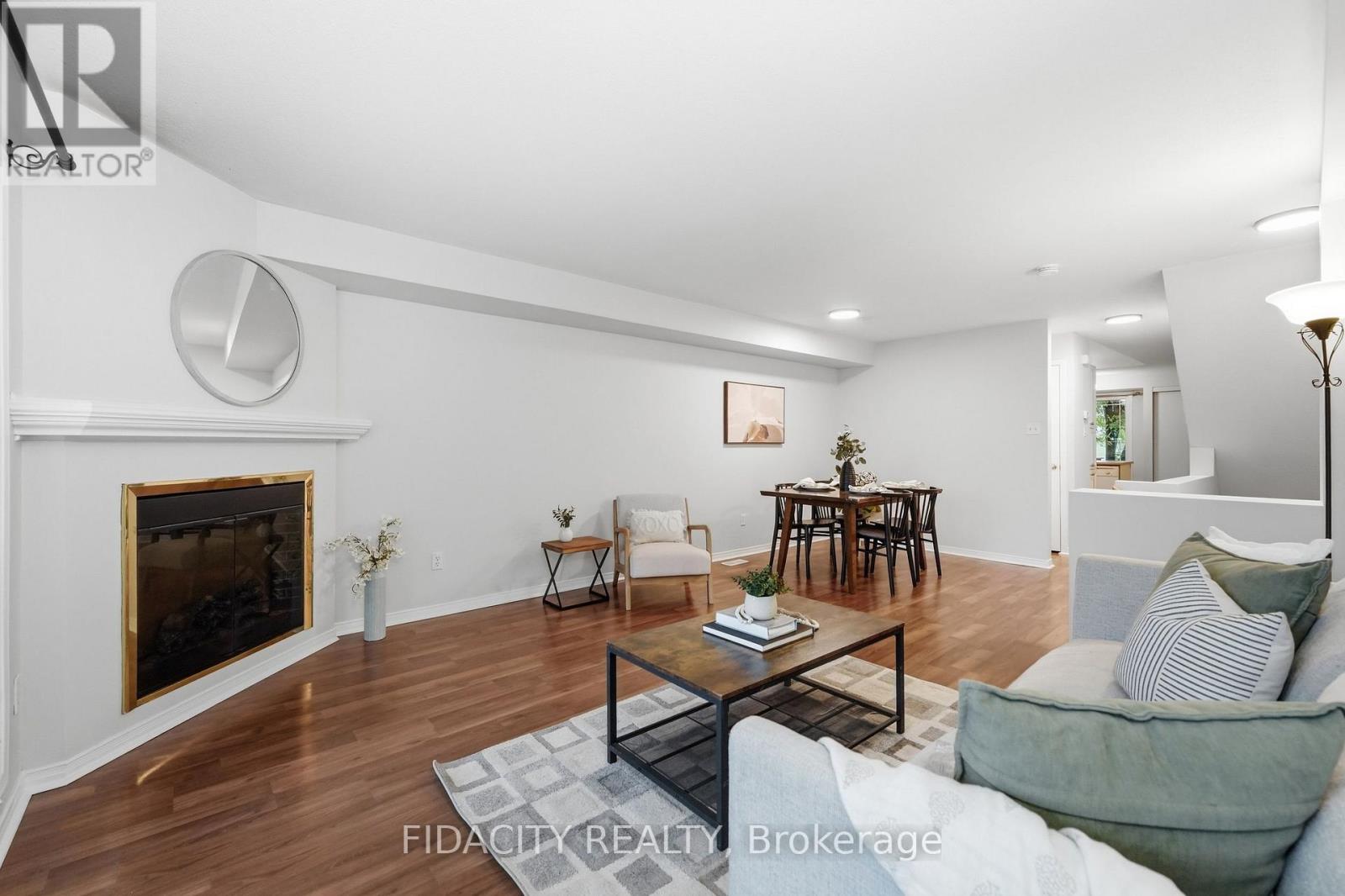 324 Crownridge Drive — photo 14
