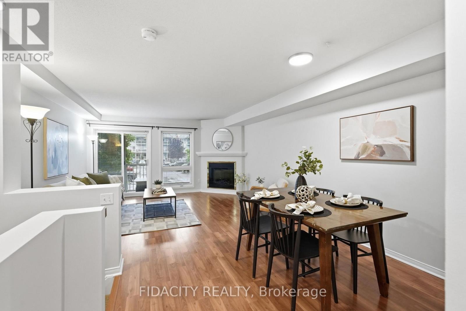 324 Crownridge Drive — photo 8