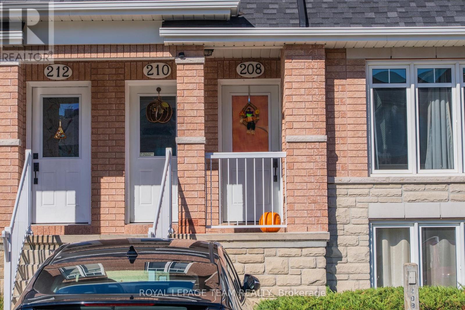 208 Tivoli Private — photo 12