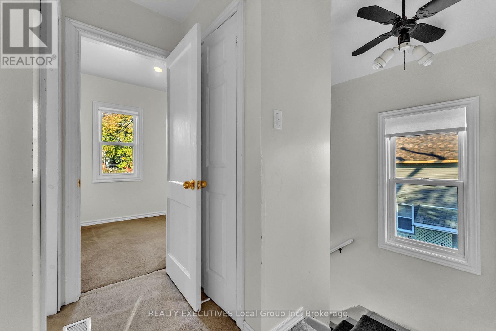 214 VICTORIA STREET E - 16
