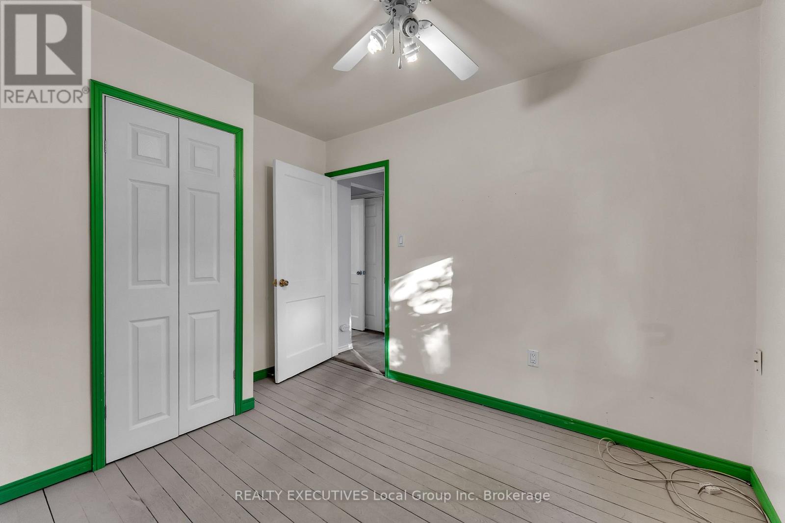 214 Victoria Street East — photo 22