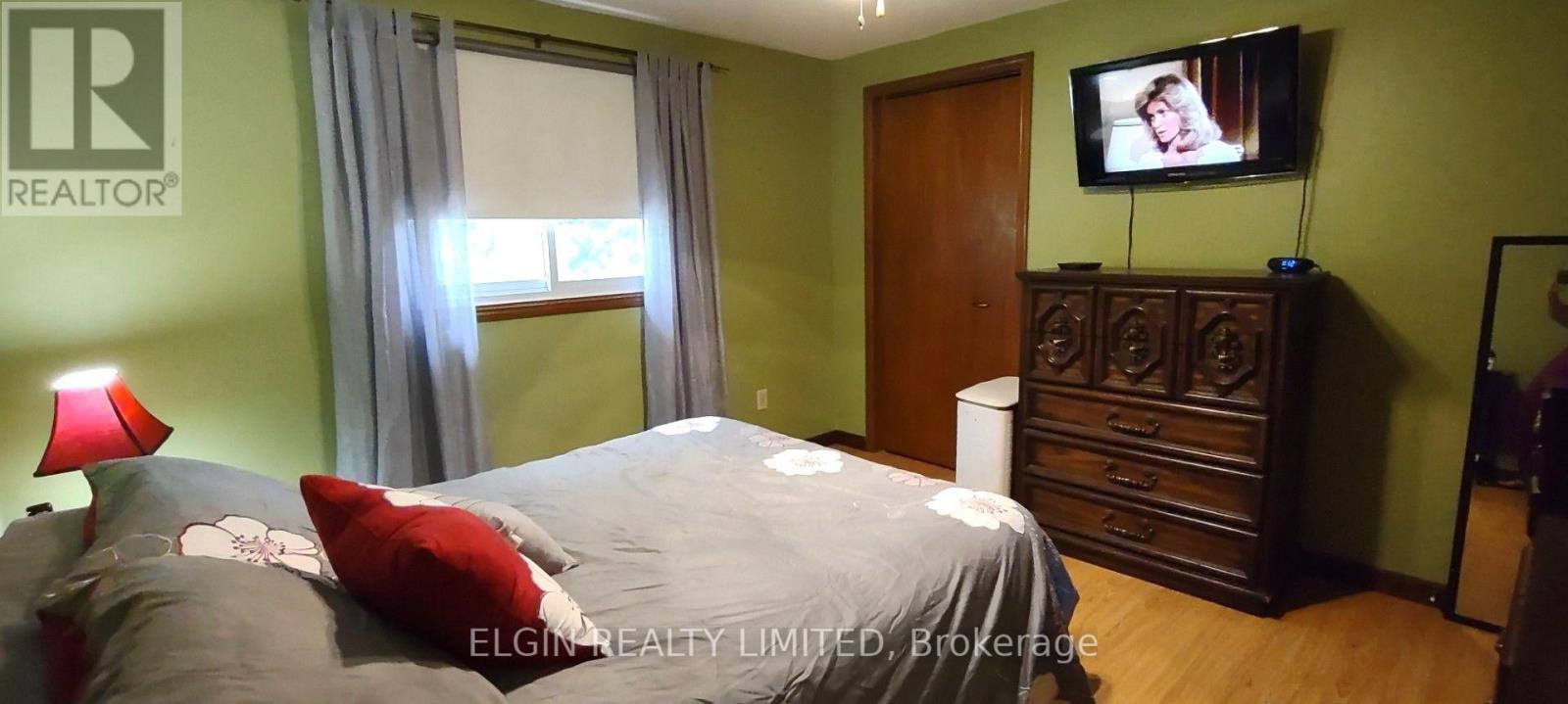 219 Brentwood Crescent — photo 15