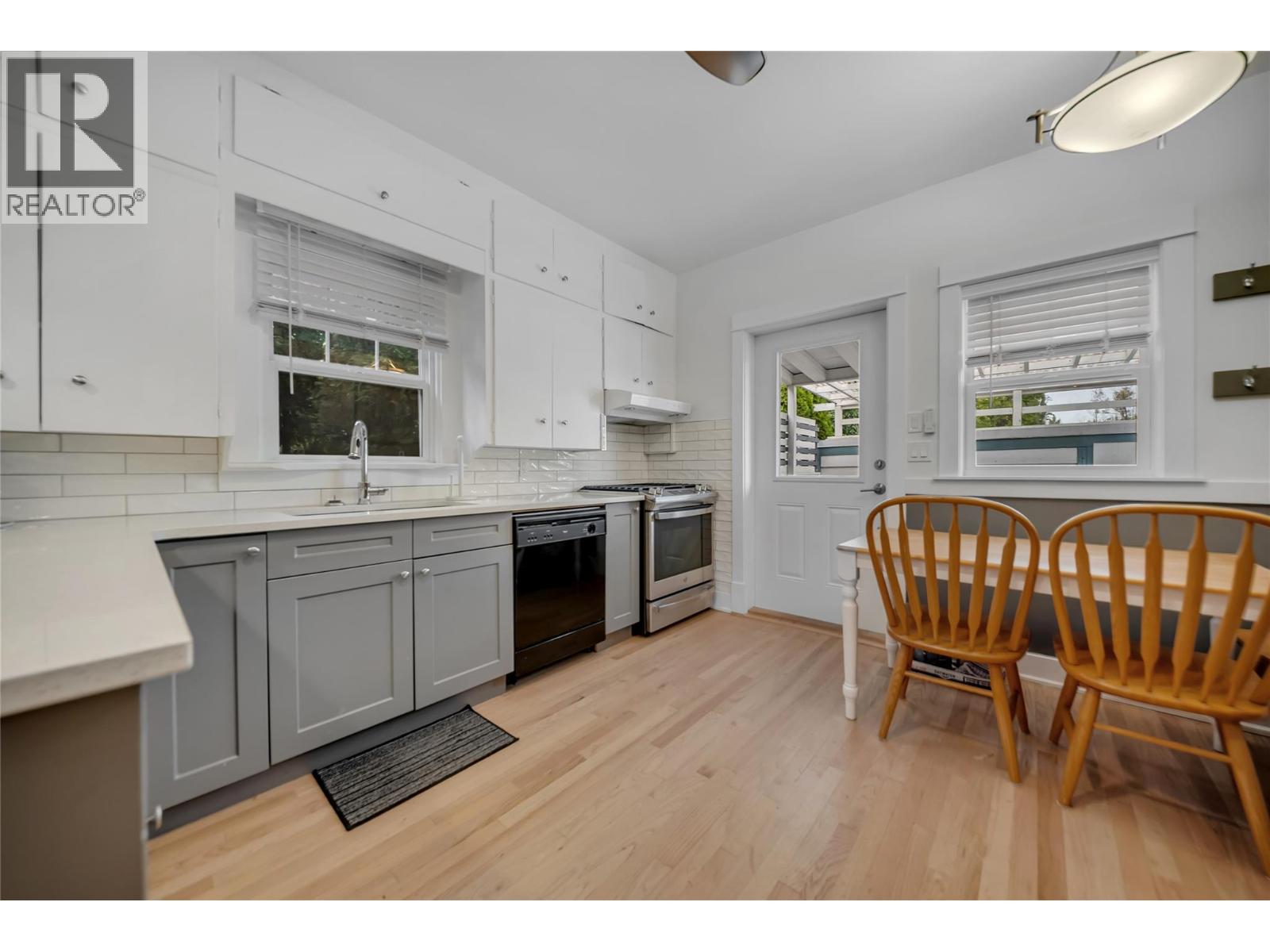 597 Eckhardt Avenue E, Penticton
