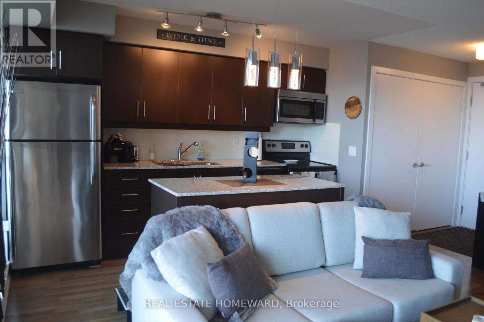 100 Western Battery Road — photo 2