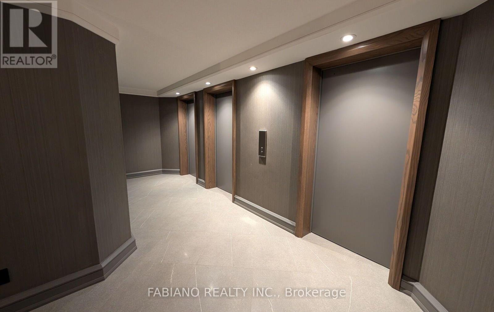 278 Bloor Street East — photo 10