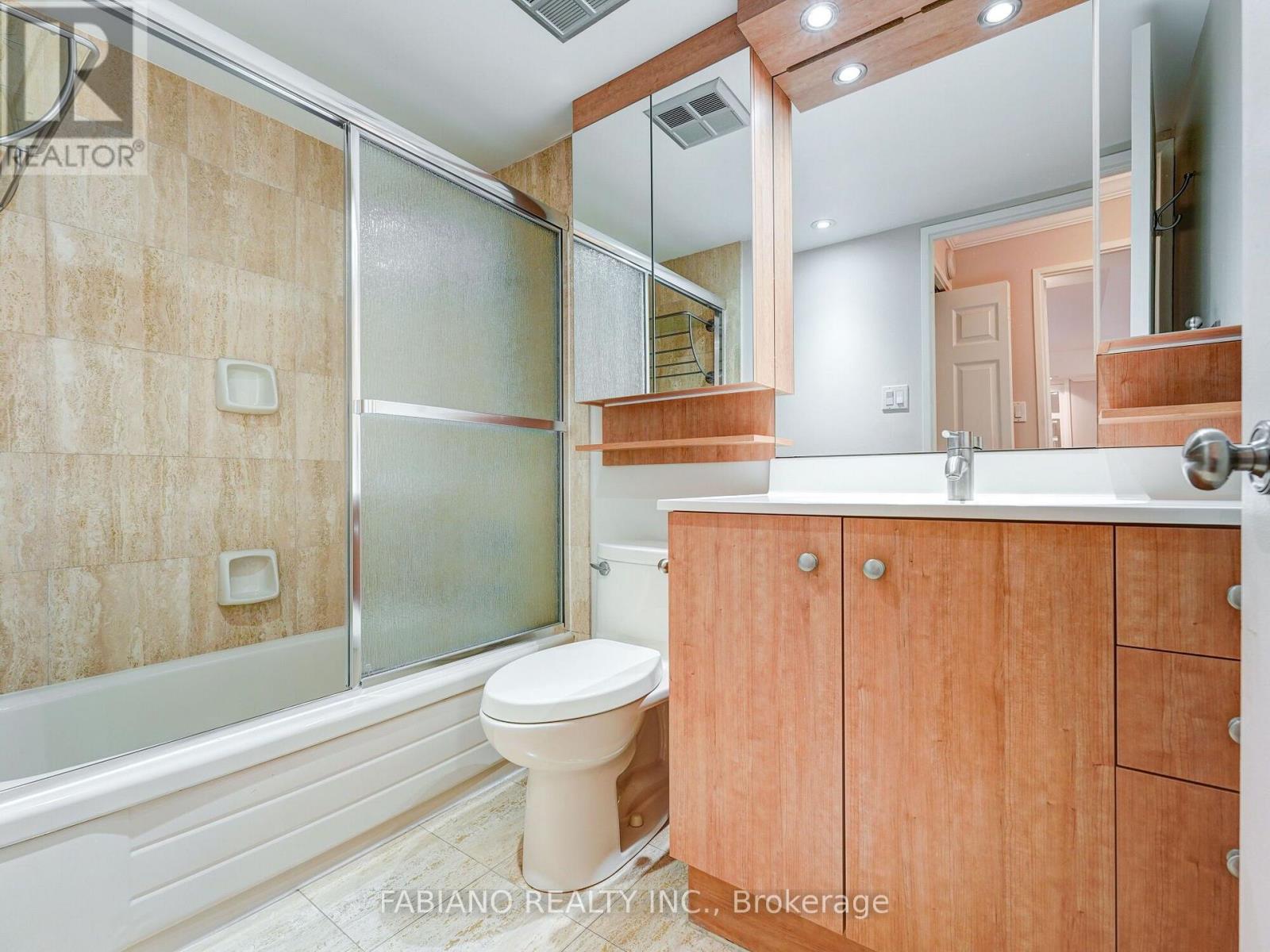 278 Bloor Street East — photo 28