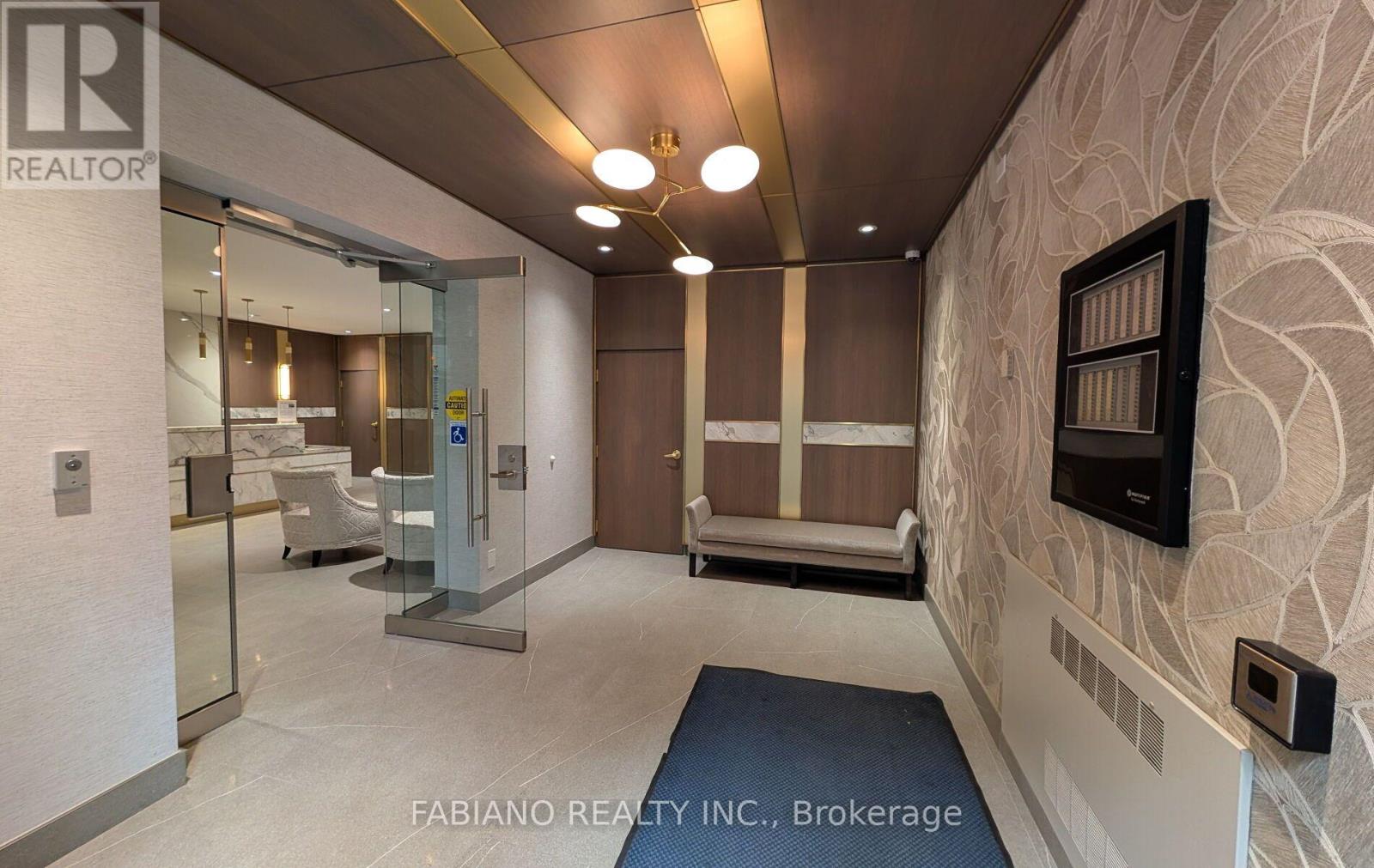 278 Bloor Street East — photo 3