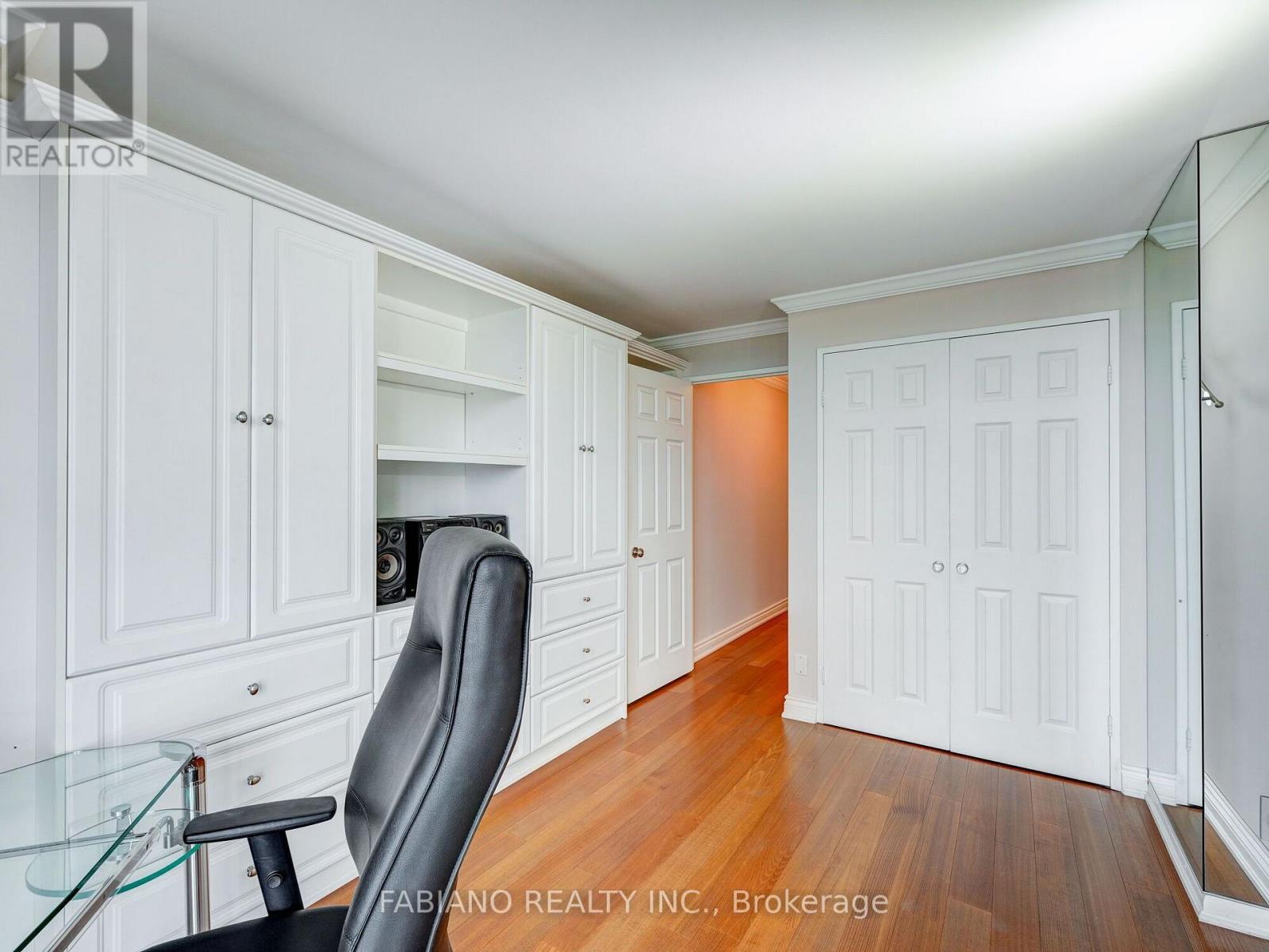 278 Bloor Street East — photo 32