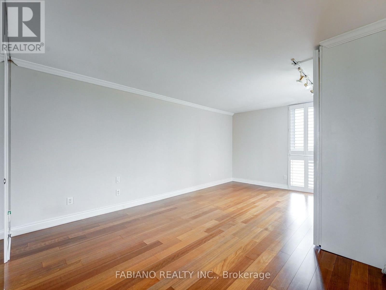 278 Bloor Street East — photo 33